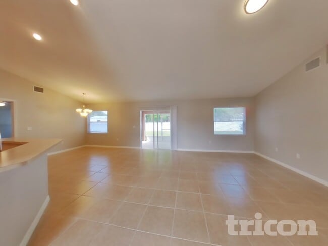 Photo - 4739 Acorn Dr