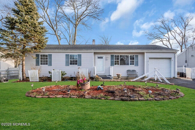 Photo - 2432 Woodland Rd