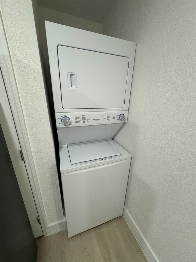 Photo - 14691 SW 108th St Unidad 1 bed 1 bath