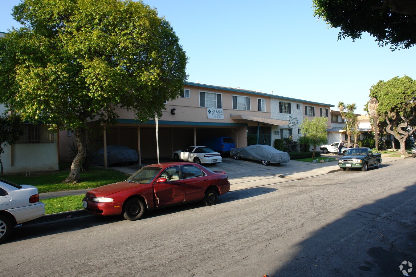Sands Apartments - Sands Apartments