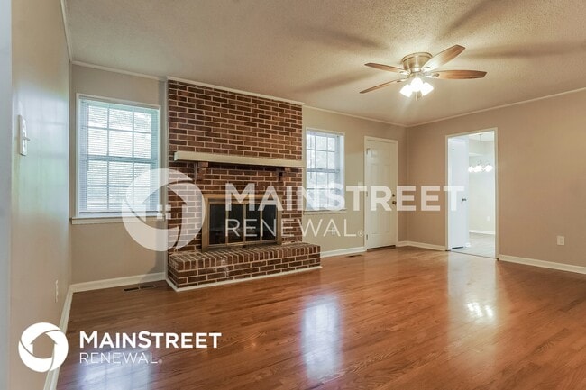 Photo - 1299 Glenridge Ln