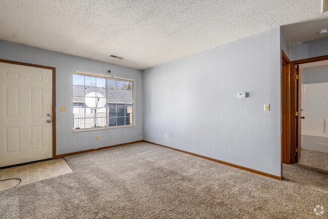 1BR, 1BA — 576SF — Living Room - Bradlee Park Apartments