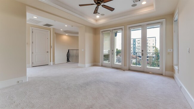 Building Photo - 1700 Sunset Blvd