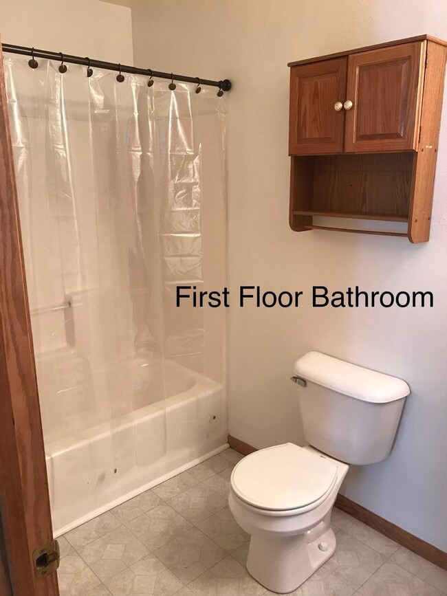 Photo - 1031-1033 Pleasantview Unit 1031