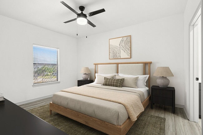 2x2 1240 sqft B2 - Primary Bedroom