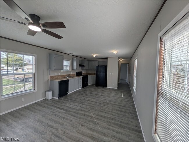 Photo - 235 Cedar Brook Dr