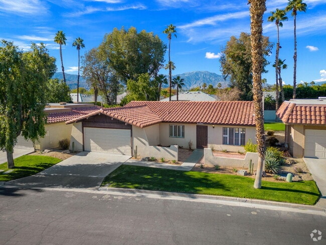 Building Photo - 41045 Largo Rental
