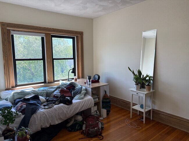 Photo - 2016 Massachusetts Ave Unidad 2