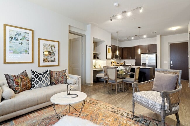 Model Living Space Arsenal - Gables Arsenal Street