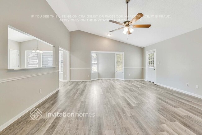 Photo - 112 Heathwick Dr