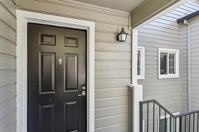 Photo - 600 Canyon Oaks Dr Unit F