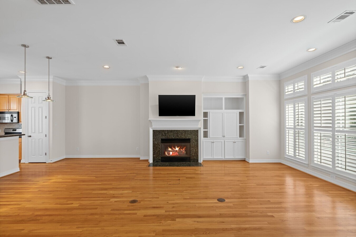 Photo - 2196 Bancroft Ln