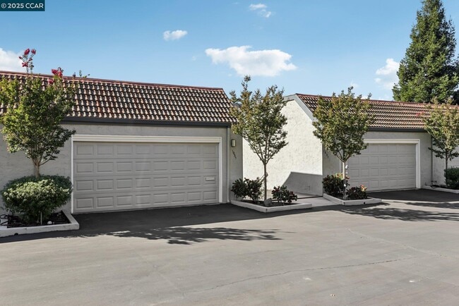 Photo - 1035 Alta Mesa Dr