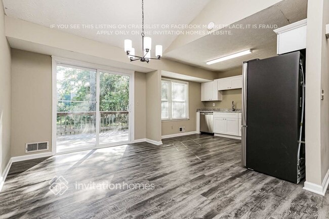 Photo - 2653 Laurel View Dr