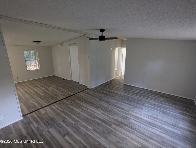Photo - 7682 Edwards Place Rd E