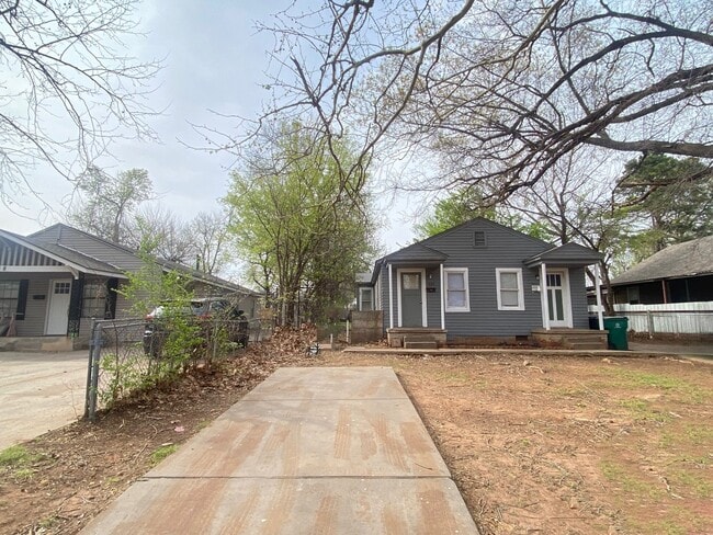 Photo - 114 SE 40th St