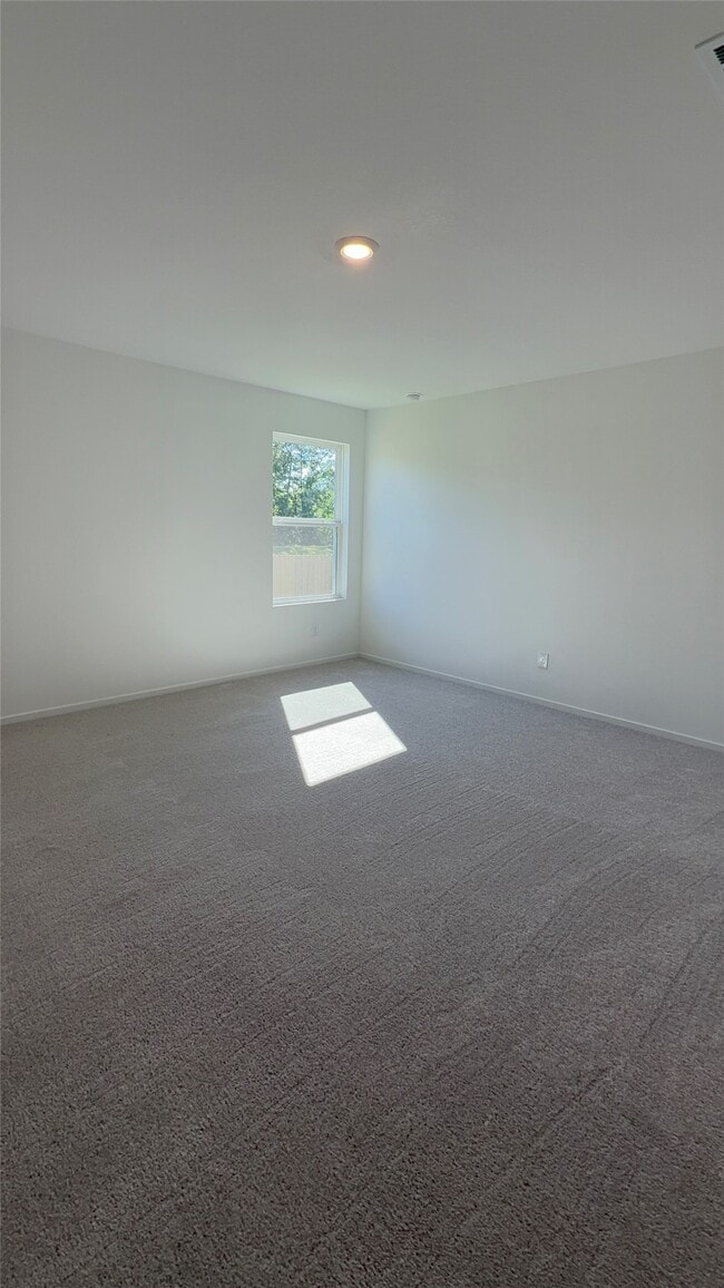 Photo - 327 Parkin Ct