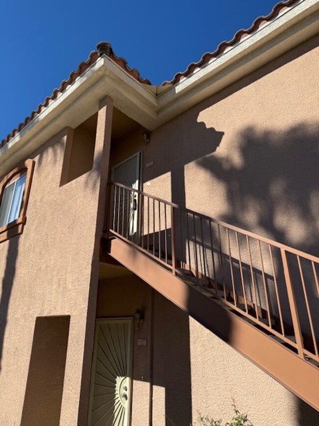 Photo - 2-BEDROOM, COND IN LAS VEGAS