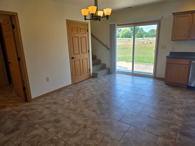 Photo - 1002 Berry Ave