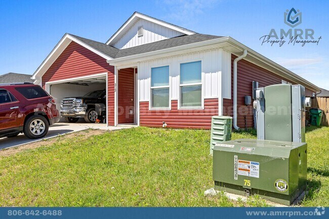 Building Photo - Charming 4-Bedroom Home – Space, Style, an...