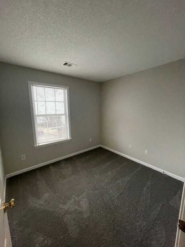 COMING SOON!!! Updated 3Bedroom Townhou... House House Rental in