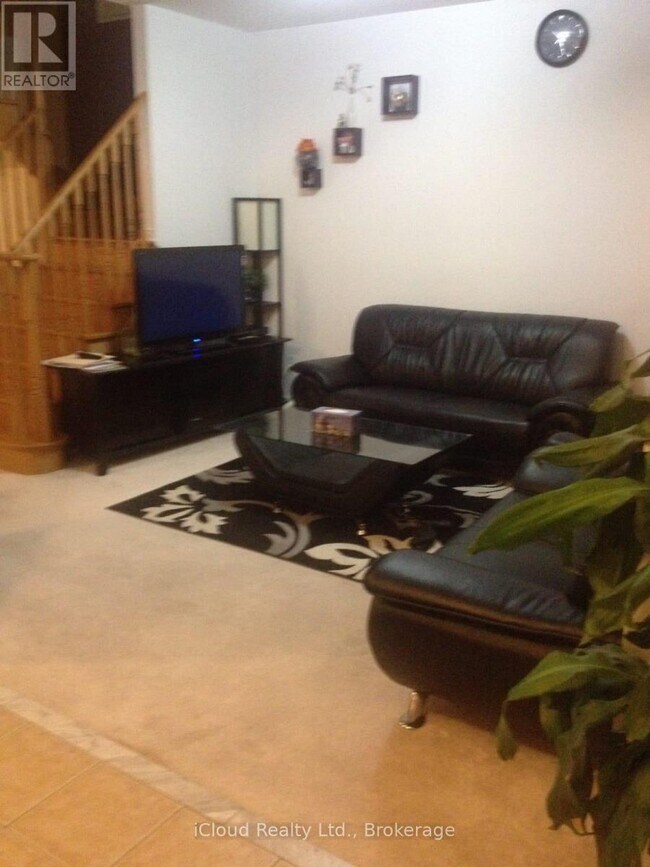 Photo - 42 Flurry Cir