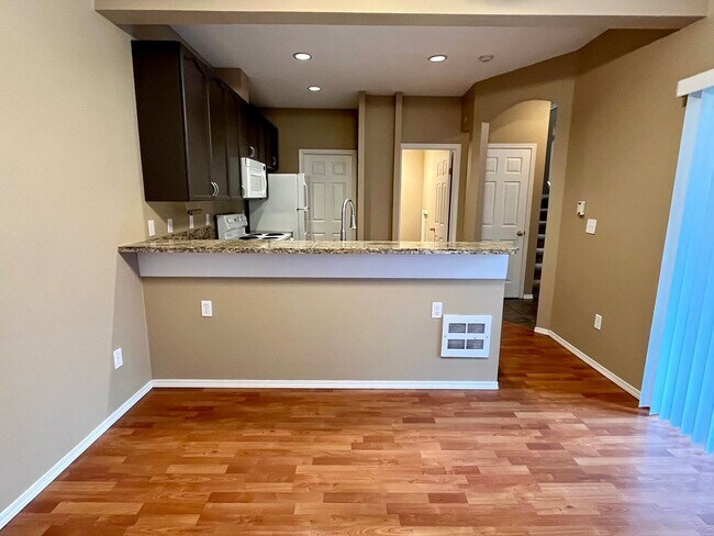 Photo - Gorgeous townhome in Redmond