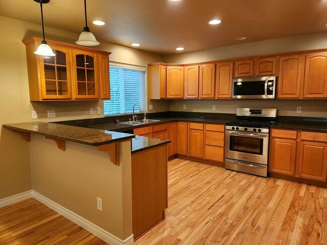 Photo - 1308 Parkstone Ln