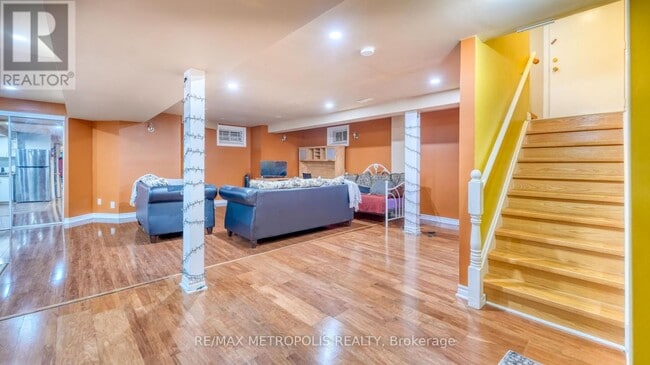 Photo - 56 Hibbins Ave