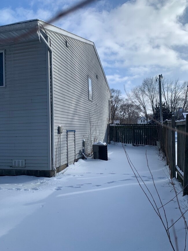 Photo - 116 Chestnut St