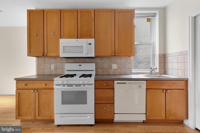 Photo - 4215 Ridge Ave Unit 2