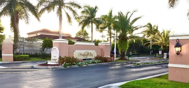 Photo - 2304 NE 37th Terrace