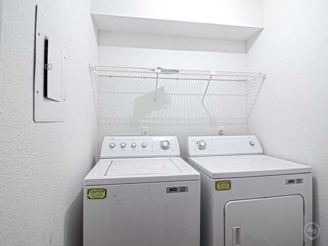 Washer/dryer connections - Coral Islands