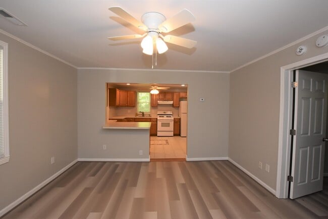 Photo - 217 Grove St