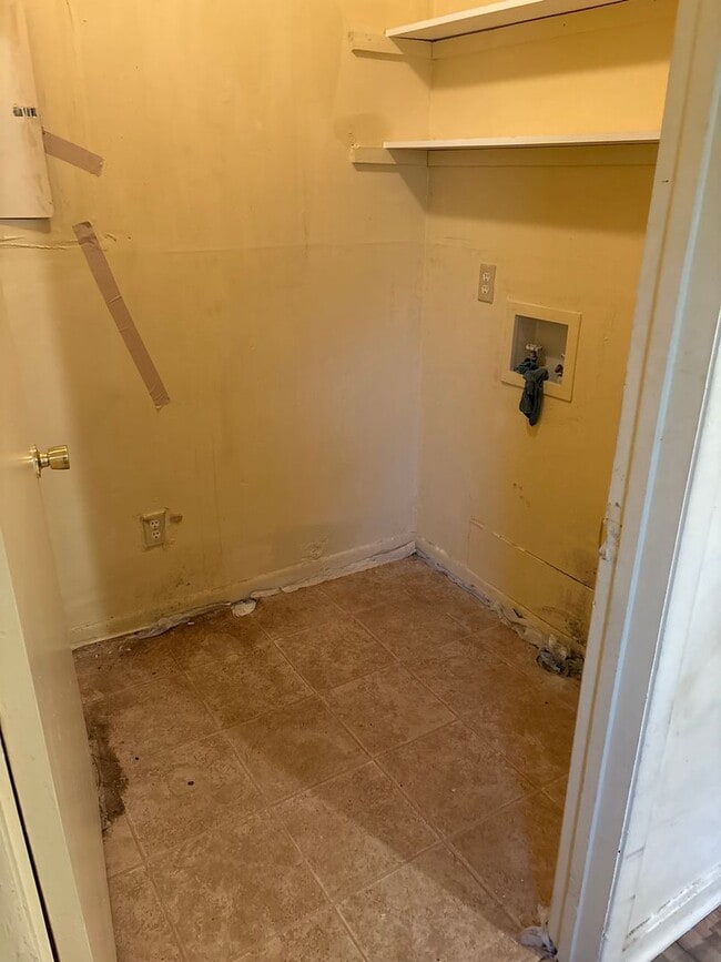 Photo - 422 B Brewer St Unit B