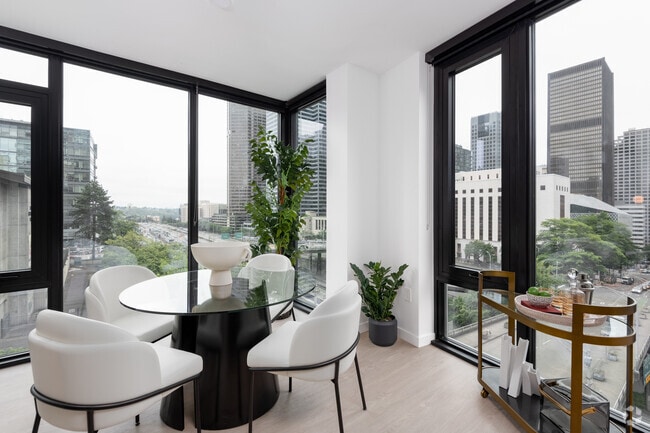 2BD, 2BA