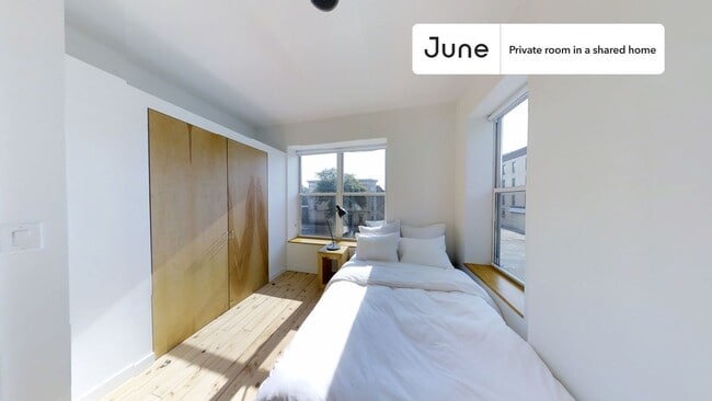 Building Photo - Room in Shared 4 bed/2 bath home