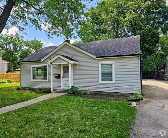 Building Photo - 610 Wildwood Ave Rental