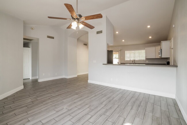 Photo - 1333 N Higley Rd