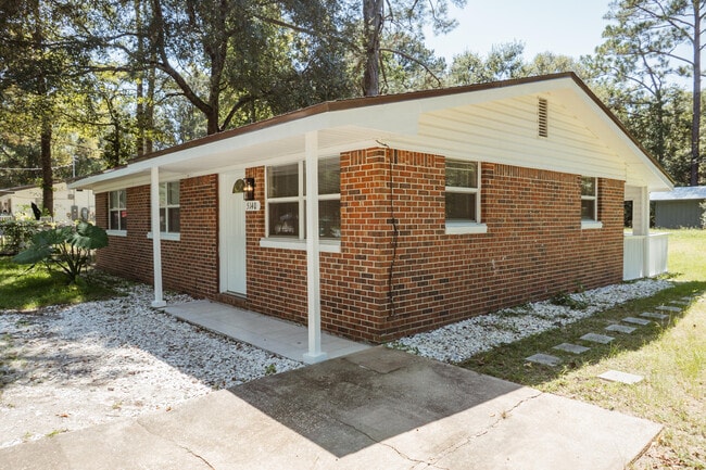 Photo - 5140 Muldoon St