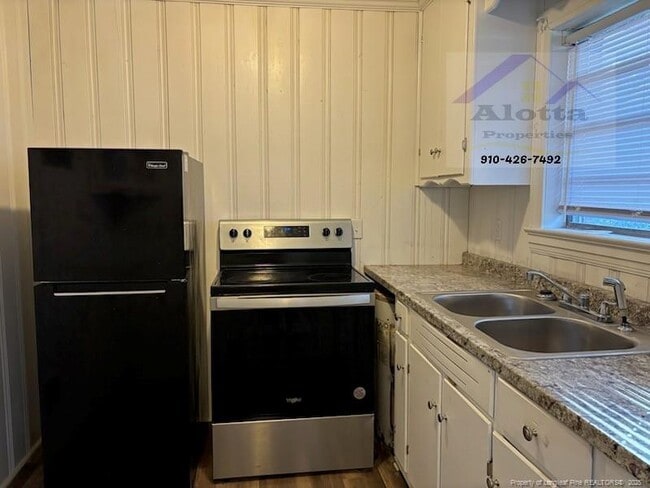 Photo - 715 S 3rd St
