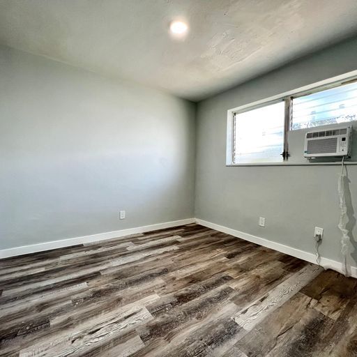 Photo - 725 NW 7th Ave Unit 3