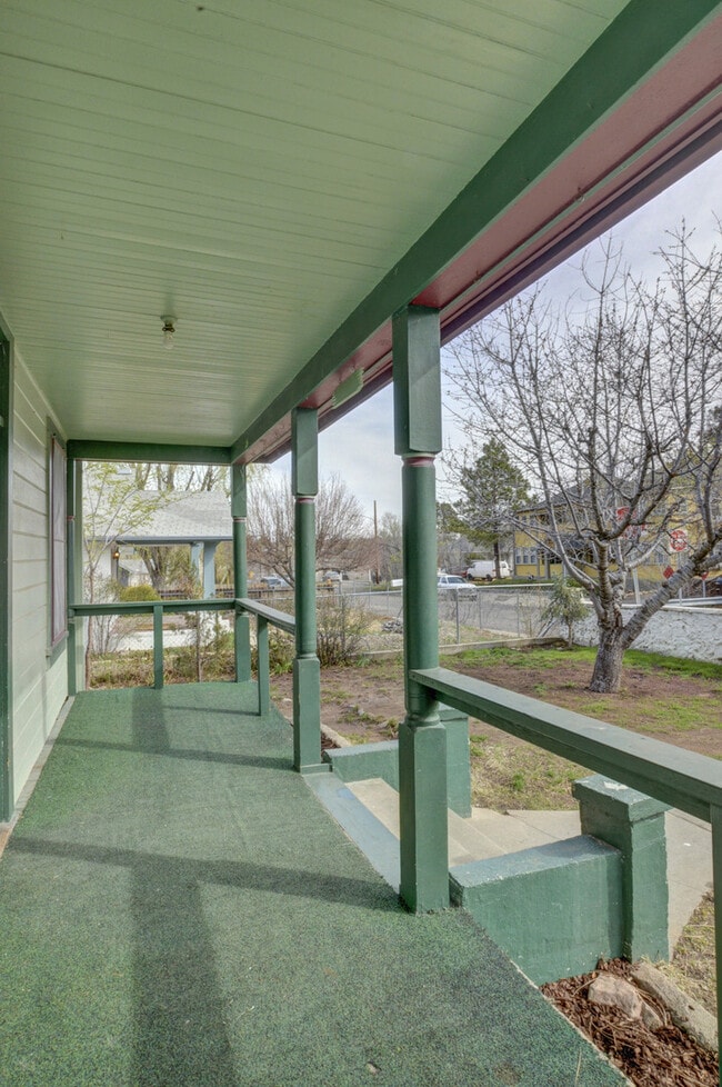 Photo - 114 N Willow St Unit A (Front House)