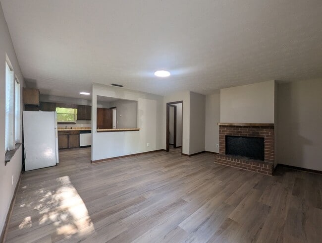Photo - 315/317 Rustwood Dr Unit 315 Rustwood Dr