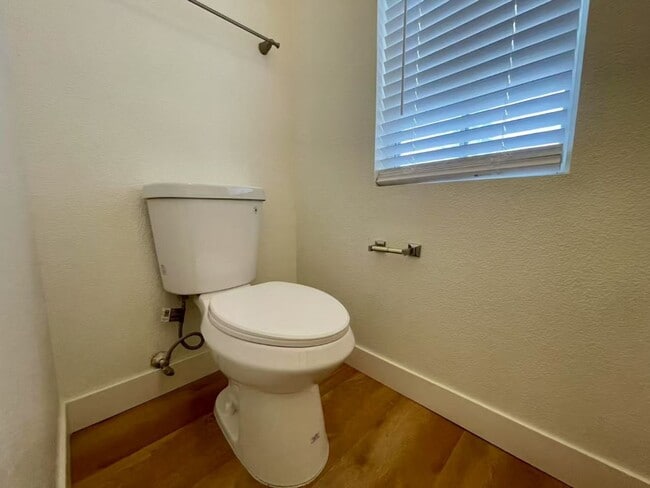 Photo - Sweet 2 stories single-family house with 4 bedrooms