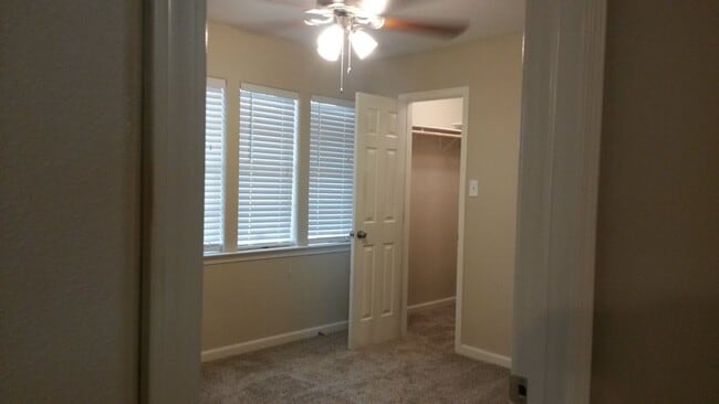 Photo - 11307 Rousseau Dr