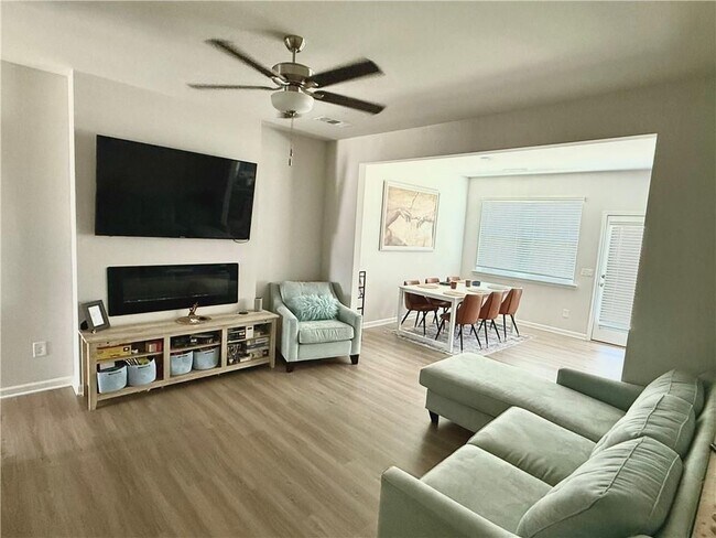 Photo - 268 Whitetail Cir
