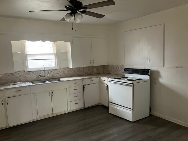 Photo - 600 Alexander Unit 600