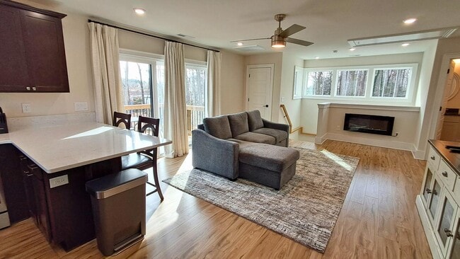 Photo - 3108 1/2 Hickory Rd - 3108 1/2 Hickory Rd