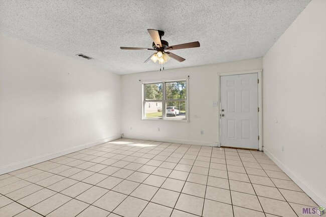 Photo - 1 Frindik Ln